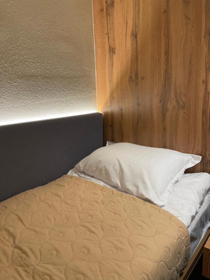 aq capsule hotel reviews